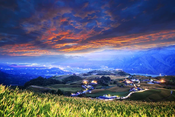 Daglelies bloem bij zestig stone mountain, Taiwan op elke Midden-Aug — Stockfoto