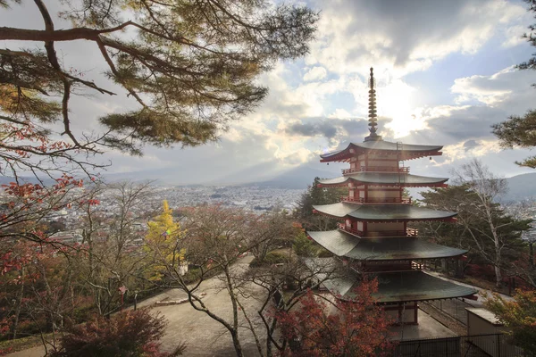 Mt. fuji Japonya sonbahar renkleri ile — Stok fotoğraf