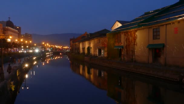 Achtergrond van otaru kanaal in japan de winter-evenning — Stockvideo