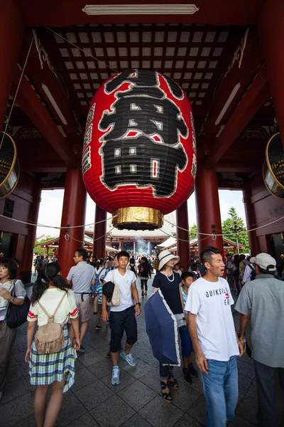 Храм Сэнсо-дзи, Асакуса, Токио, Япония — стоковое фото