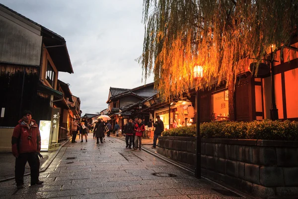 Kiyomizu-dera, officieel Otowa-san Kiyomizu-dera is een zelfstandige — Stockfoto