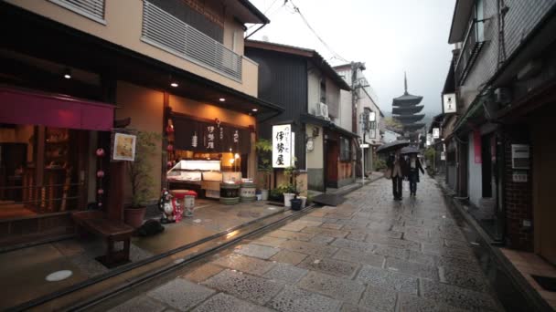 Kiyomizu-dera, oficiálně Otowa-san Kiyomizu-dera je sobec — Stock video