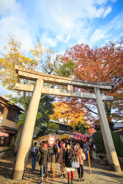 Torii poorten in Fushimi Inari Shrine, Kyoto, Japan — Stockfoto