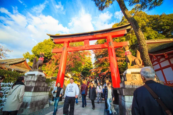 Тори ворота в святилище Фушими Инари, Киото, Япония — стоковое фото