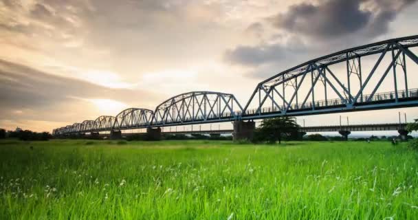 Časová prodleva Tchaj-wan městě Dashu starý železniční most — Stock video