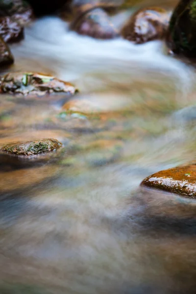 Cama del río Huangsi con agua agradable en Taipei, Taiwán —  Fotos de Stock