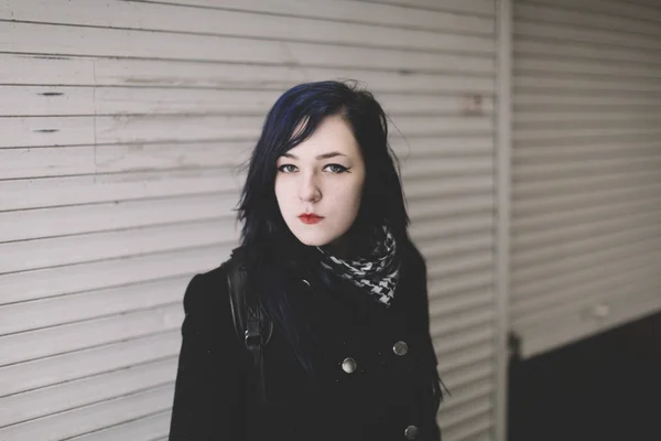 Winter portrait of young woman — Stock Photo, Image