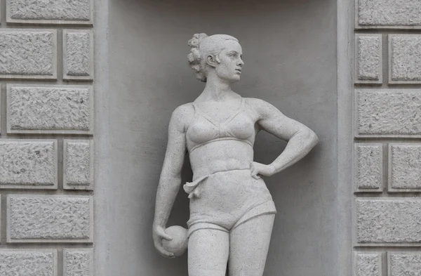 Grey female statue — Stock Photo, Image