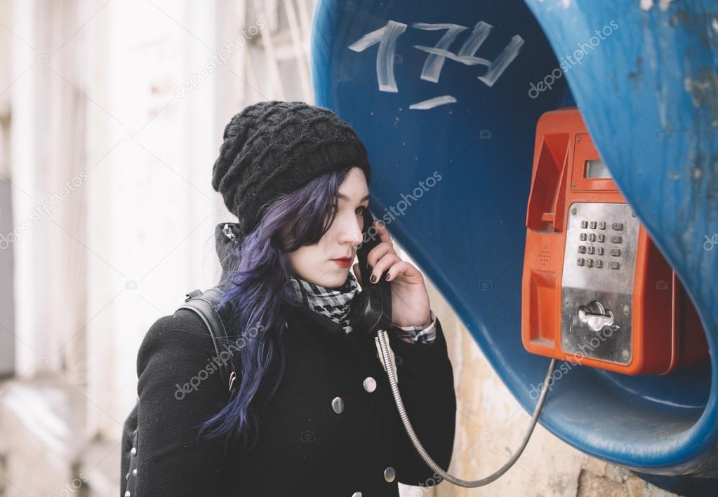 Young woman on the phone.