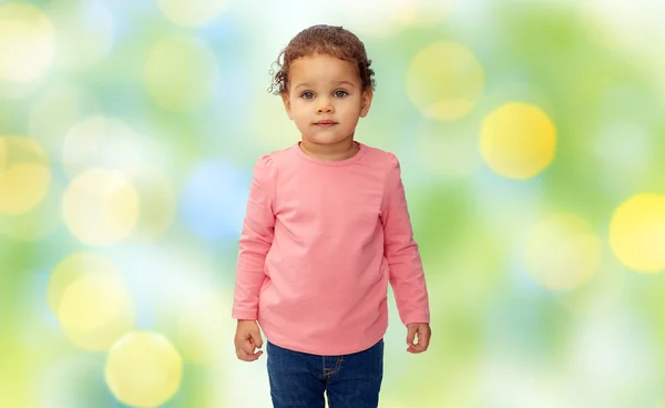 Beau petit portrait de fille bébé — Photo