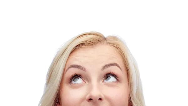 Gelukkig jonge vrouw of tienermeisje gezicht — Stockfoto