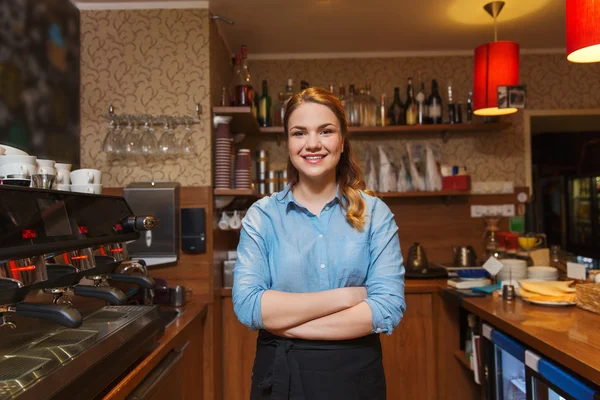 Gelukkig barista vrouw bij koffie shop — Stockfoto