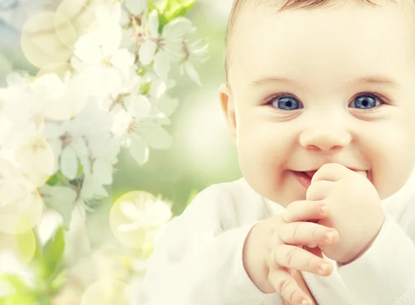 Primer plano de bebé feliz niño —  Fotos de Stock