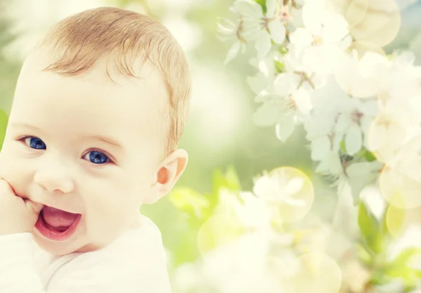 Primer plano de bebé feliz niño —  Fotos de Stock