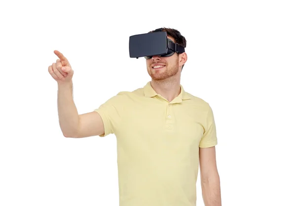 Hombre feliz en auriculares de realidad virtual o gafas 3d — Foto de Stock