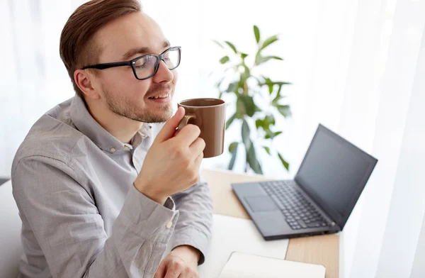 Creative man or businessman drinking coffee — Stock Photo, Image