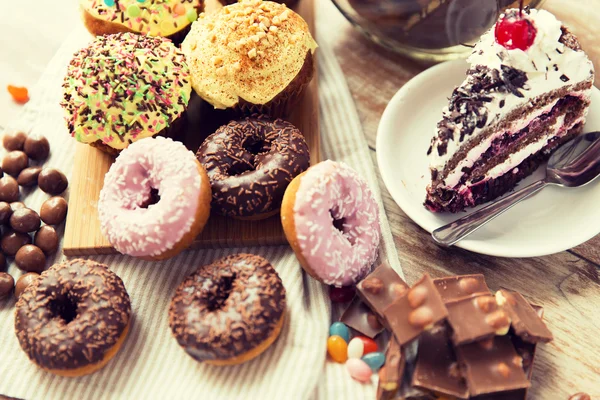 Primer plano de los dulces en la mesa — Foto de Stock