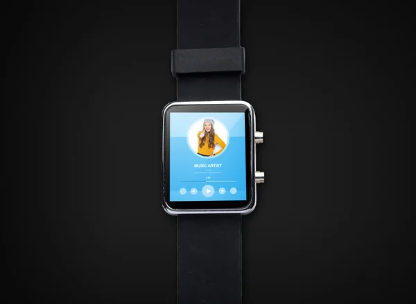 Närbild på Smart Watch med musikspelare — Stockfoto