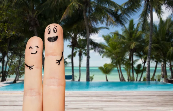 Nahaufnahme zweier Finger mit Smiley-Gesichtern — Stockfoto