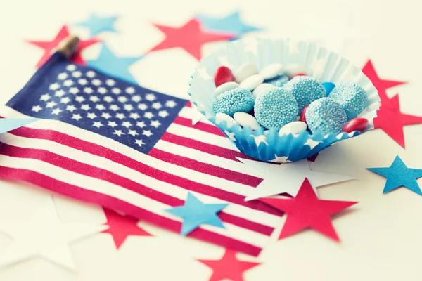 Caramelos con bandera americana en el día de la independencia —  Fotos de Stock