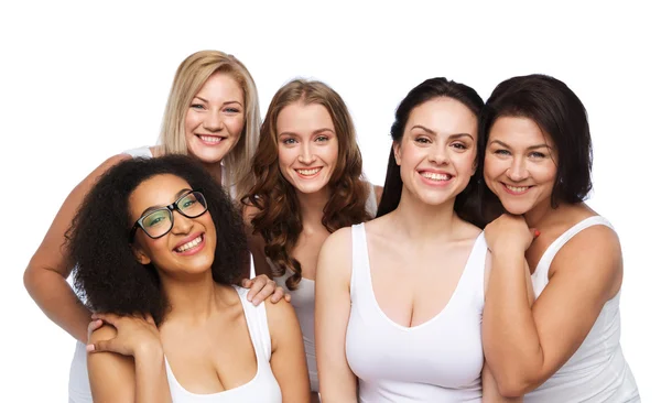 Grupa szczęśliwy różnych kobiet w białej bieliźnie — Zdjęcie stockowe