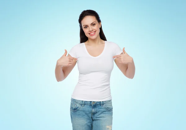 Happy young woman or teenage girl in white t-shirt — Stock Photo, Image