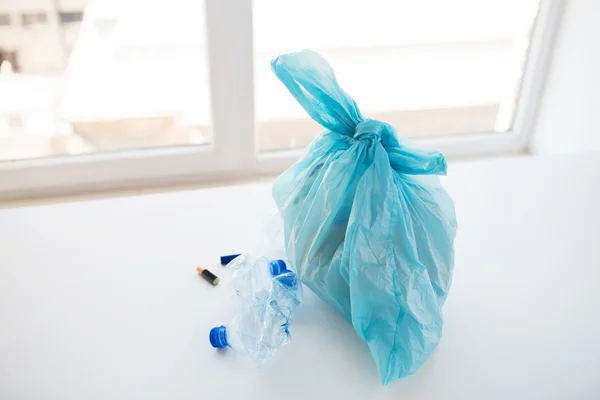Rubbish bag with trash at home — Stock Photo, Image