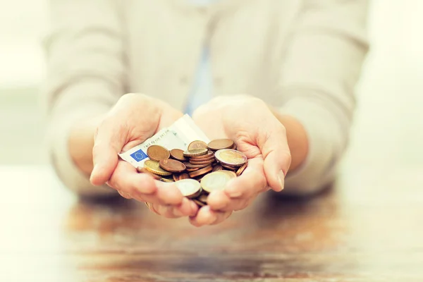 Close up of senior woman hands holding money — Stock Photo, Image