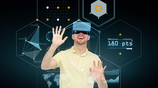 Homem feliz no fone de ouvido realidade virtual ou óculos 3d — Fotografia de Stock