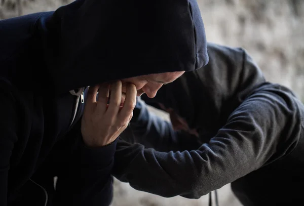 Close up van verslaafden op straat — Stockfoto