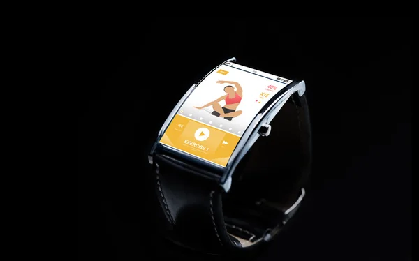 Close up of smart watch with fitness app on screen — Stock Photo, Image