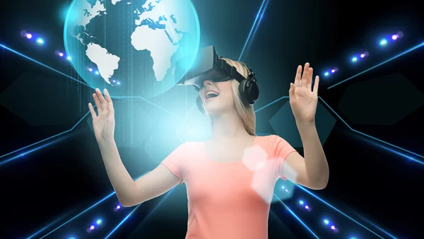 Vrouw in virtual reality headset of 3D bril — Stockfoto