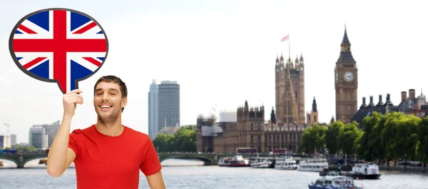 Hombre con burbuja de texto de bandera británica en Londres — Foto de Stock