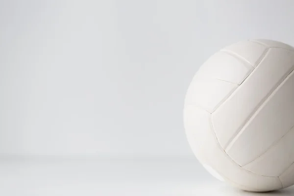 Gros plan du ballon de volley-ball — Photo