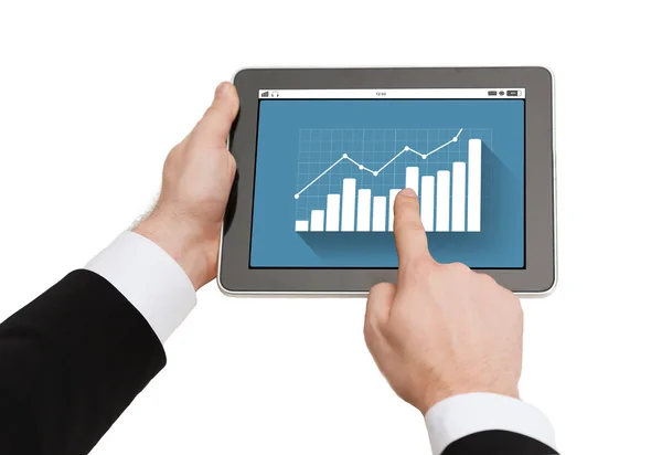 Fechar as mãos segurando tablet pc com gráfico — Fotografia de Stock