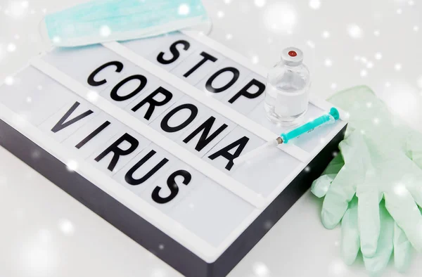 Lightbox se stopkou koronavirus varování slova — Stock fotografie