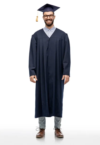 Studente laureato in mortar board e abito da scapolo — Foto Stock