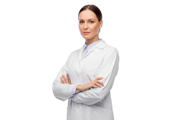 Medico donna in camice bianco — Foto Stock