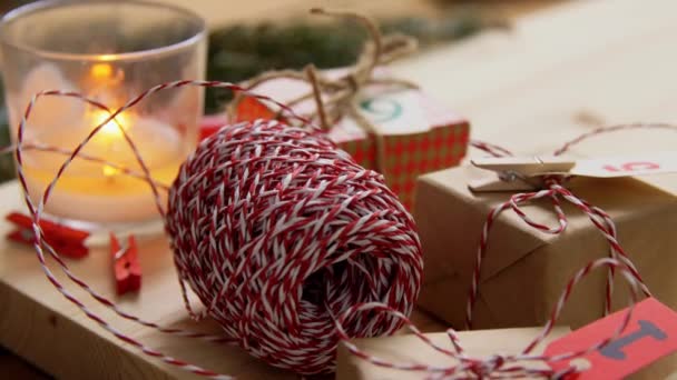 Dekorativa saker för jul adventskalender — Stockvideo