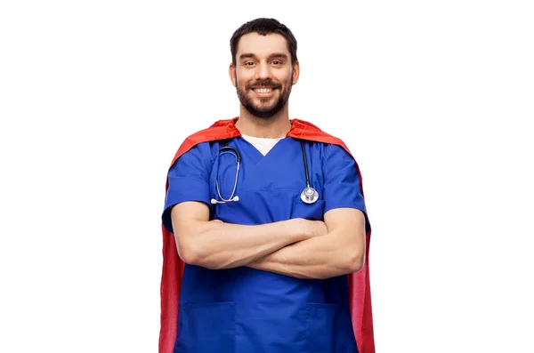 Улыбающийся врач или медбрат в плаще супергероя — стоковое фото