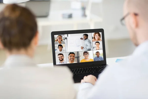 Business team having video conference at office — Stock Photo, Image