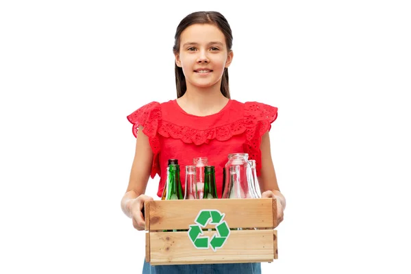 Smiling girl with wooden box sorting glass waste — Stock Photo, Image