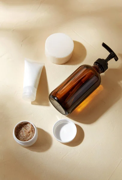 Gel de banho, sabão, moisurizer e esfoliação corporal — Fotografia de Stock