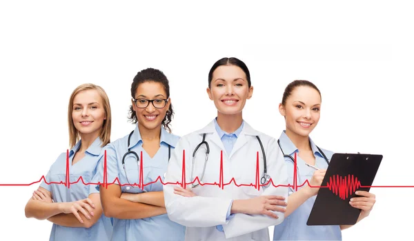 Team oder Gruppe von Ärztinnen und Krankenschwestern — Stockfoto