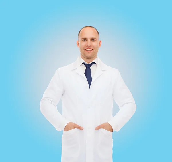 Smiling male doctor in white coat — Stock Photo, Image