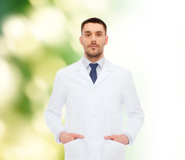 Male doctor in white coat — Stock Photo, Image