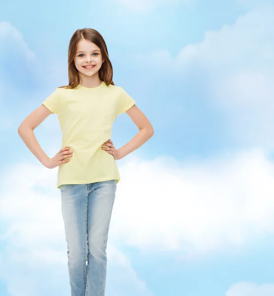 Smiling little girl in casual clothes — Stock Photo, Image