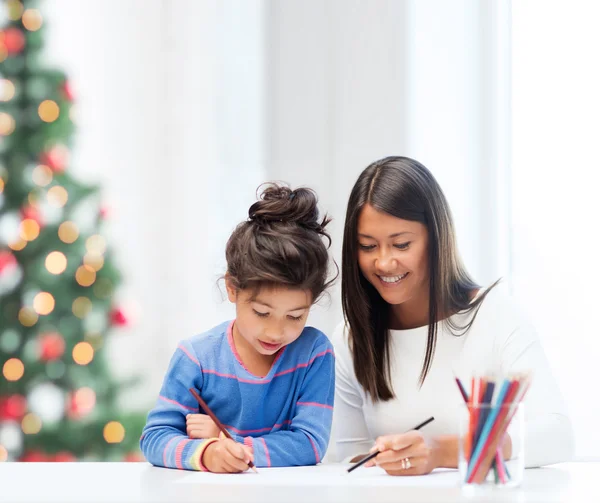 Anne ve kızı çizim — Stockfoto