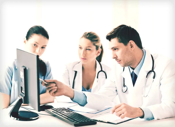 Team or group of doctors working — Stock Photo, Image