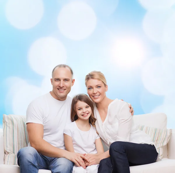 Familia feliz en casa —  Fotos de Stock